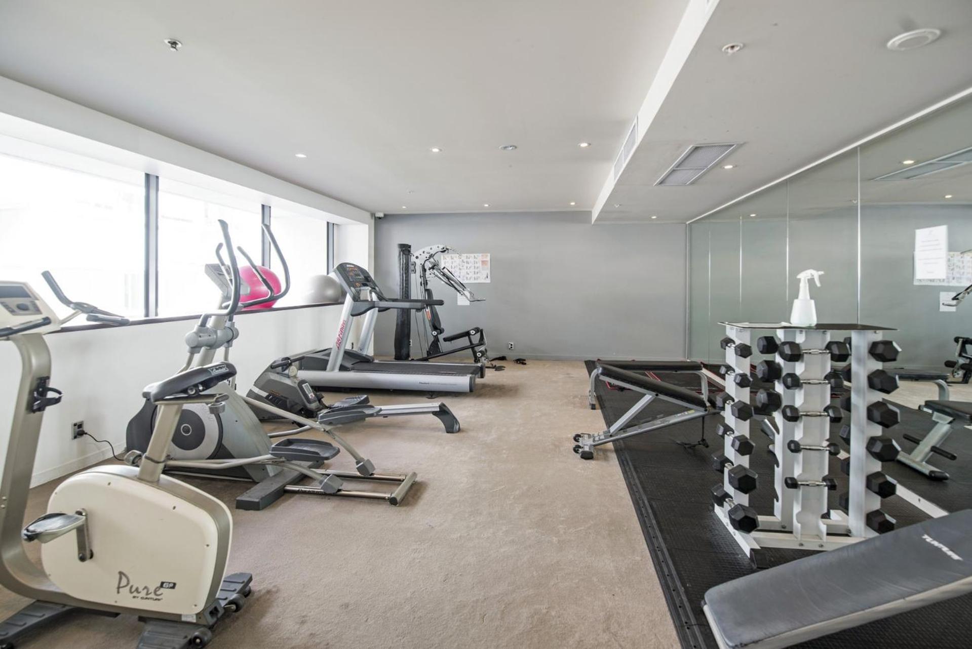 אוקלנד Marsden Viaduct Hotel מראה חיצוני תמונה